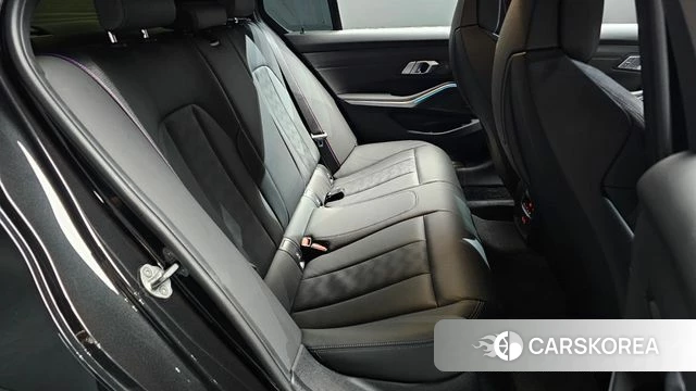 BMW M3 (G80) 2025 Черный из Кореи, фото 3