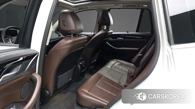 BMW X3 (G01) 2022 Белый из Кореи, фото 3