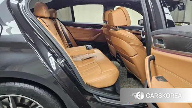 BMW 5 Series (G30) 2021 Серый из Кореи, фото 3