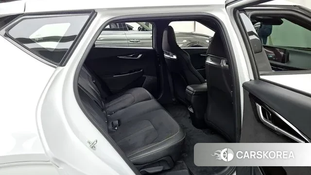 Kia EV6 2023 Белый из Кореи, фото 3