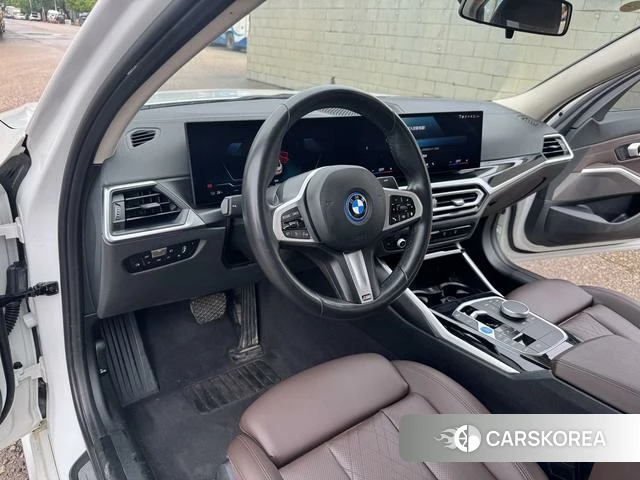 BMW i3 2024 Белый из Китая, фото 3
