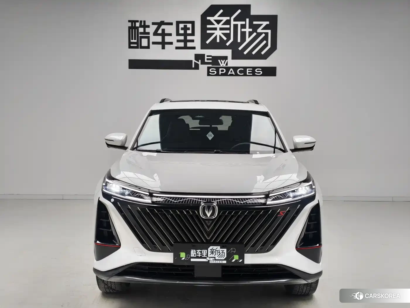 Chang'an CS75PLUS 2022 Белый из Китая, фото 3