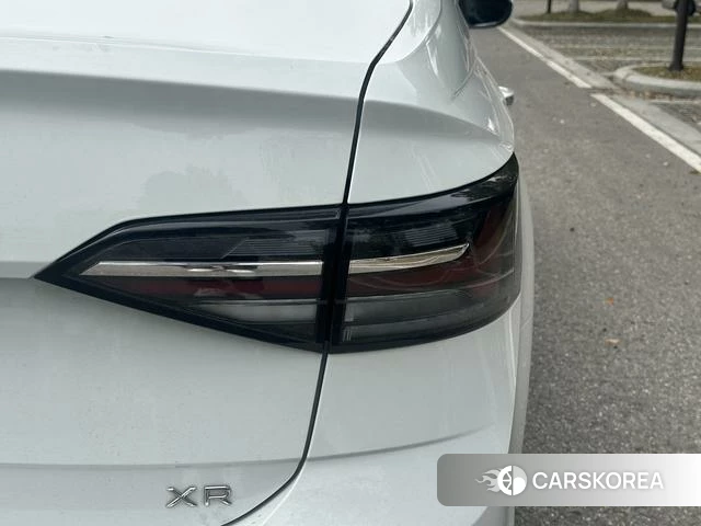 Volkswagen Lavida 2024 Белый из Китая, фото 3