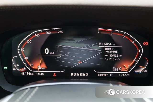 BMW 5 series 2021 Белый из Китая, фото 3
