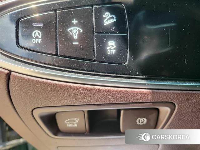 Genesis GV70 2022 Темно-зеленый из Кореи, фото 3