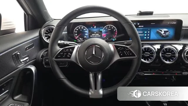 Mercedes-Benz A-Class W177 2025 Белый из Кореи, фото 3