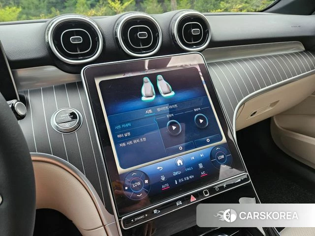 Mercedes-Benz C-Class W206 2024 Белый из Кореи, фото 3