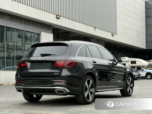 Mercedes-Benz GLC 2023 Черный из Китая, фото 3