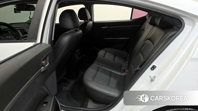 Hyundai Avante AD 2018 Белый из Кореи, фото 3