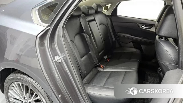 Kia The New K3 2nd generation 2021 Серый из Кореи, фото 3