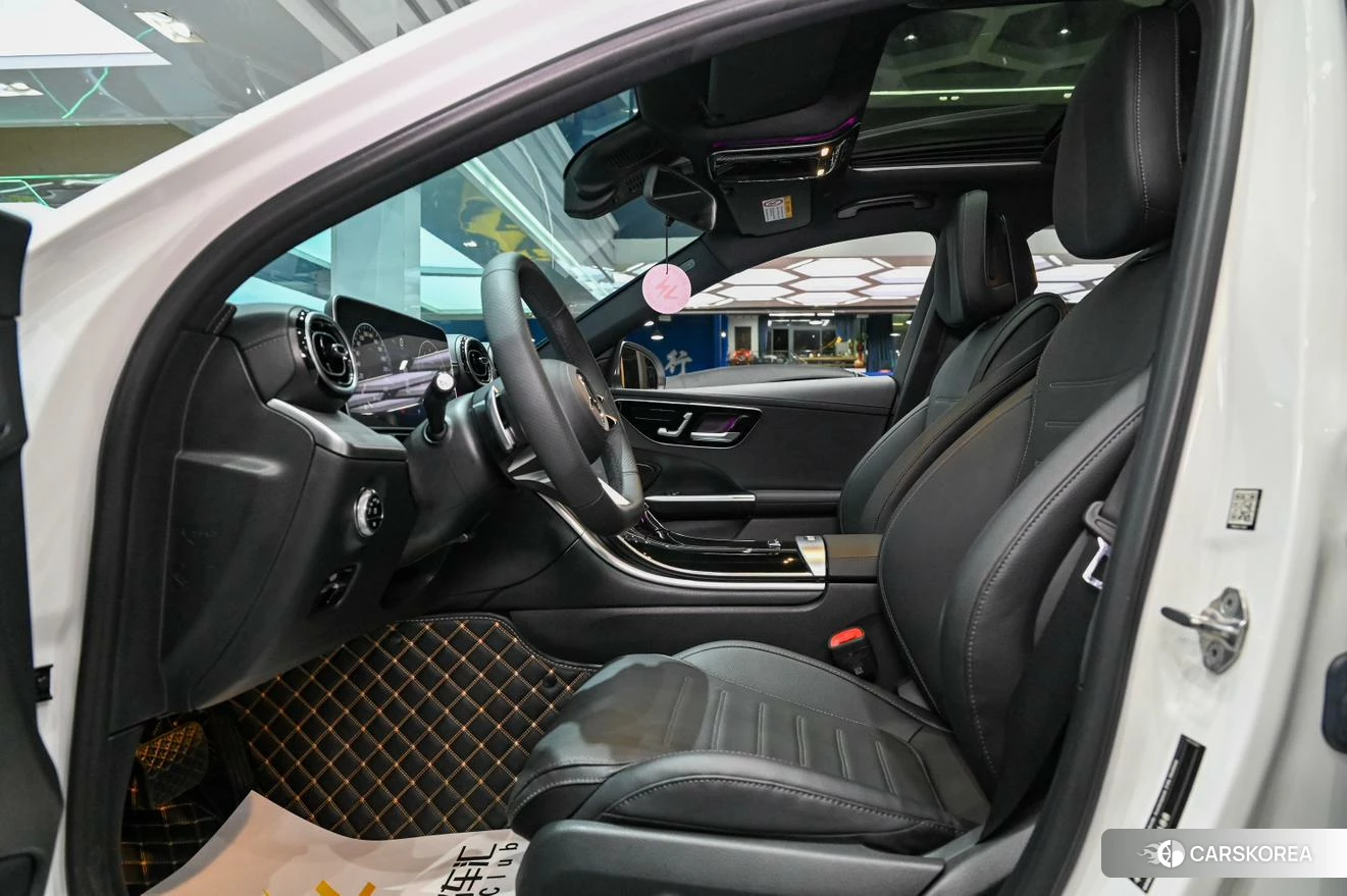 Mercedes-Benz Class C 2022 Белый из Китая, фото 3