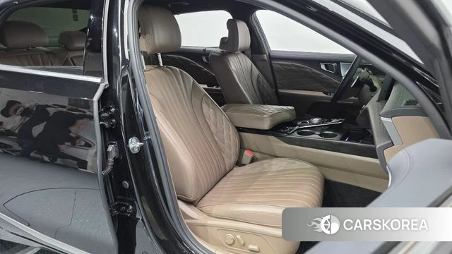 Kia K8 2024 Черный из Кореи, фото 3