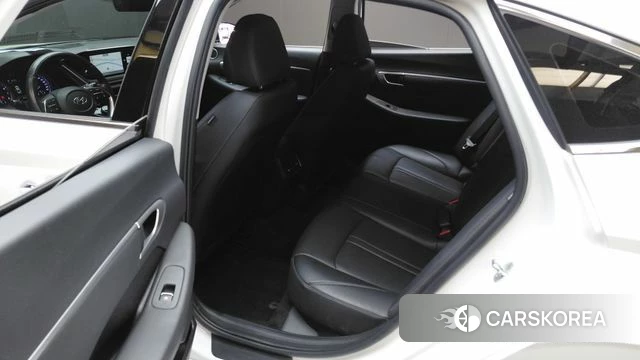 Hyundai Sonata (DN8) 2022 Белый из Кореи, фото 3