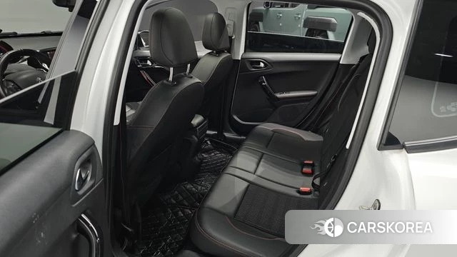 Peugeot 2008 2018 Белый из Кореи, фото 3