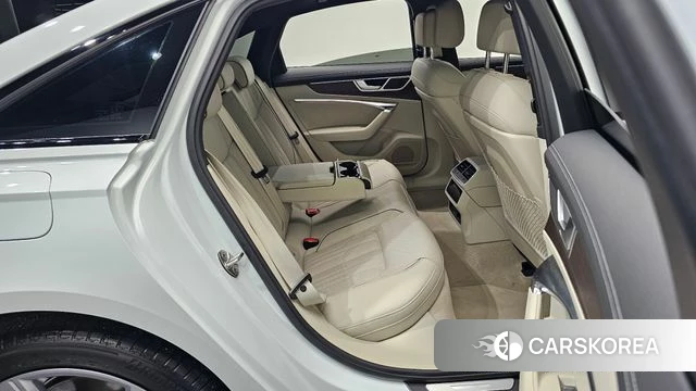 Audi A6 (C8) 2025 Белый из Кореи, фото 3