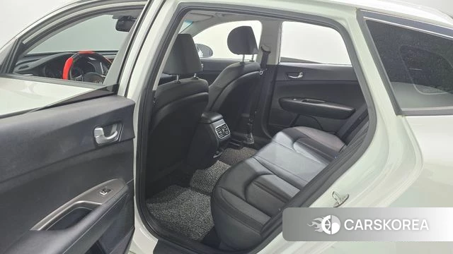 Kia The New K5 2nd generation 2018 Белый из Кореи, фото 3
