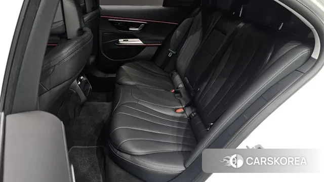 Mercedes-Benz E-Class W214 2025 Белый из Кореи, фото 3