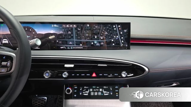 Genesis GV70 2024 Черный из Кореи, фото 3