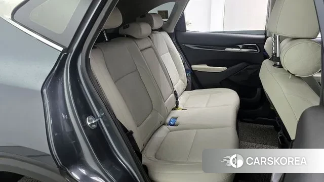 Kia Seltos 2021 Серый из Кореи, фото 3