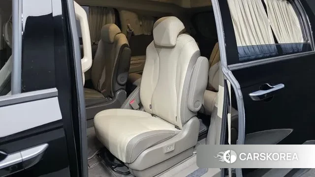 Kia Carnival 4th generation 2021 Черный из Кореи, фото 3
