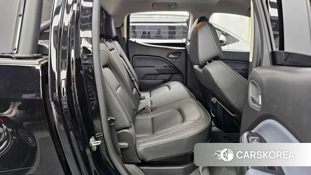 Chevrolet (GM Daewoo) Real New Colorado 2021 Черный из Кореи, фото 3