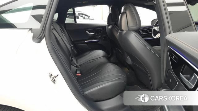 Mercedes-Benz EQE V295 2023 Белый из Кореи, фото 3