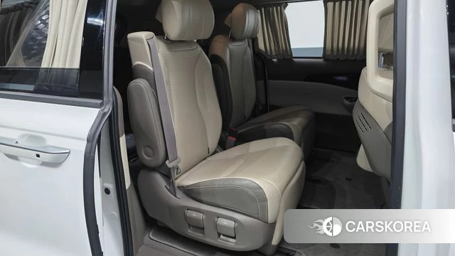 Kia Carnival 4th generation 2022 Белый из Кореи, фото 3