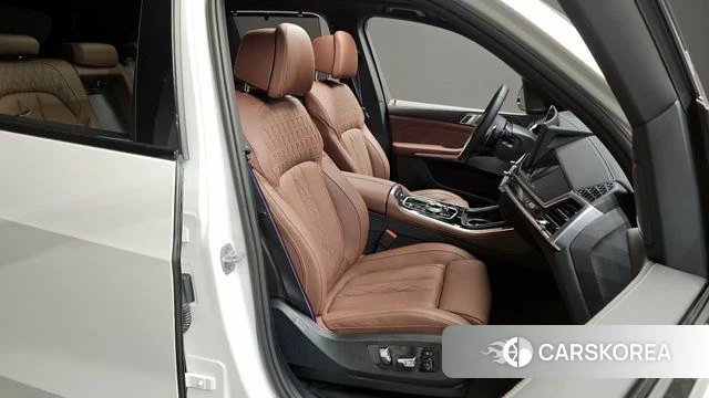 BMW X5 (G05) 2025 Белый из Кореи, фото 3