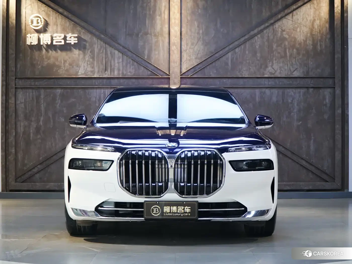 BMW 7 series 2023 Черный из Китая, фото 3