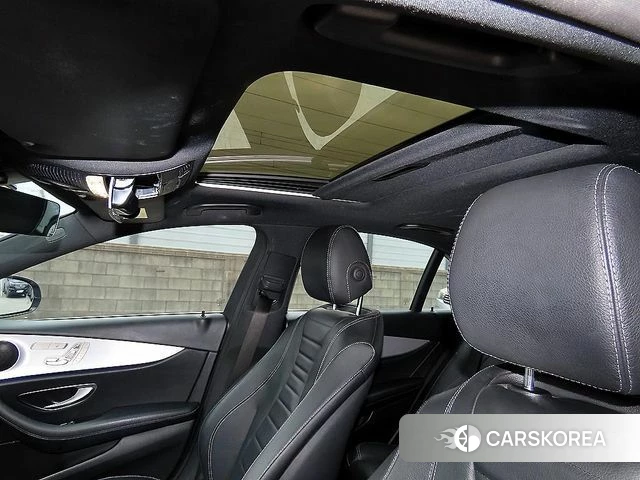 Mercedes-Benz E-Class W213 2021 Серый из Кореи, фото 3