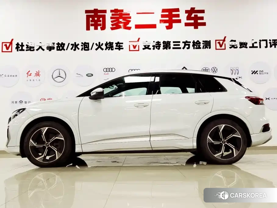 Audi Q4 e-tron 2024 Белый из Китая, фото 3