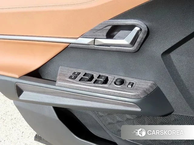 Ssangyong The New Torres 2024 Черный из Кореи, фото 3