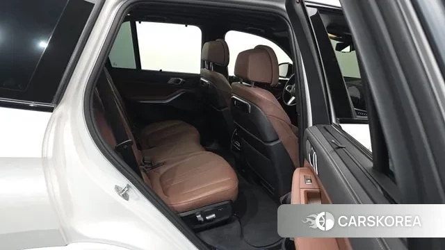 BMW X5 (G05) 2024 Белый из Кореи, фото 3