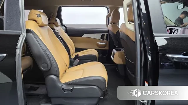 Kia Carnival 4th generation 2022 Черный из Кореи, фото 3