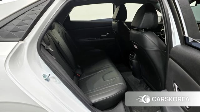 Hyundai The New Avante (CN7) 2025 Белый из Кореи, фото 3