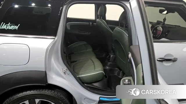 Mini Cooper S Countryman 2022 Светло-серебряный цвет из Кореи, фото 3