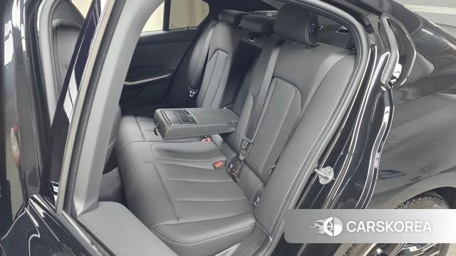 BMW 3 Series (G20) 2025 Черный из Кореи, фото 3