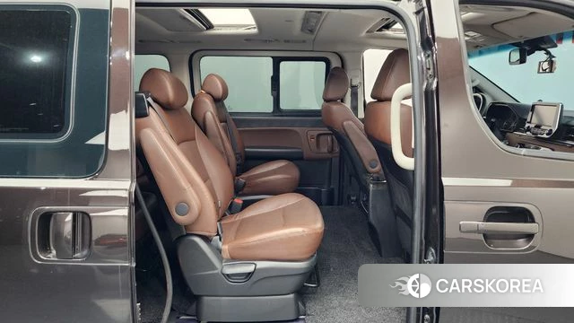 Hyundai The New Grand Starex 2018 Коричневый из Кореи, фото 3