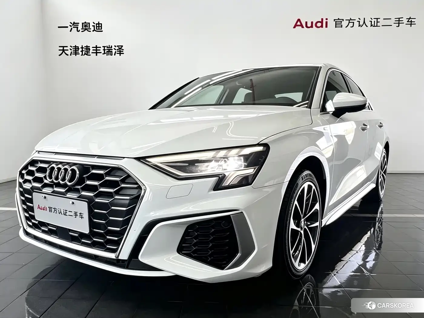 Audi A3 2024 Белый из Китая, фото 3