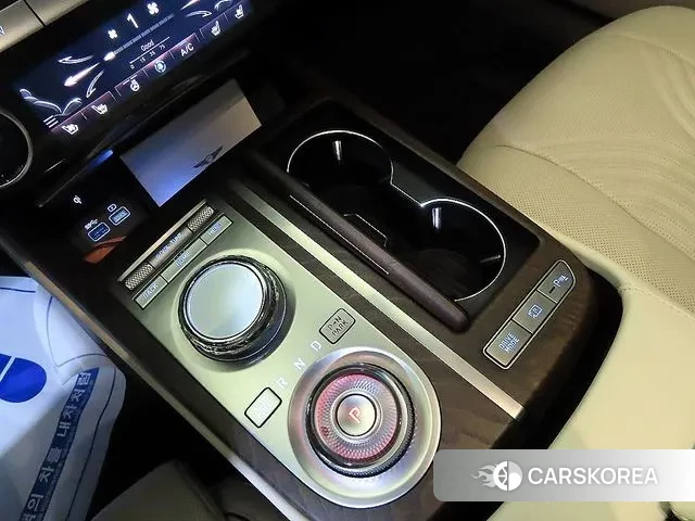 Genesis G80 (RG3) 2023 Серебристо-серый из Кореи, фото 3