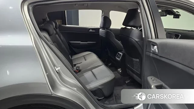 Kia Sportage The Bold 2019 Серебристо-серый из Кореи, фото 3