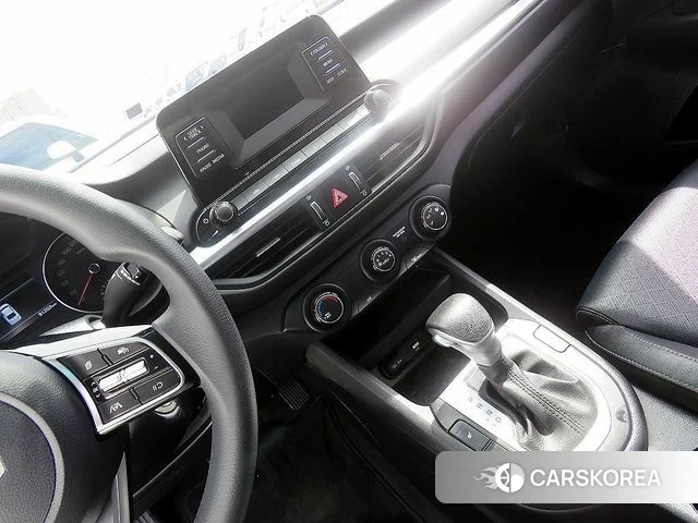 Kia The New K3 2nd generation 2021 Белый из Кореи, фото 3
