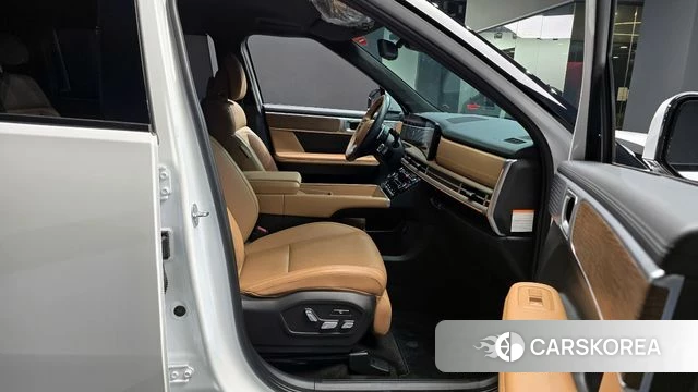 Hyundai Santa Fe (MX5) 2024 Белый из Кореи, фото 3