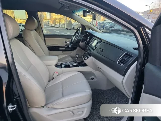 Kia The New Carnival 2018 Черный из Кореи, фото 3