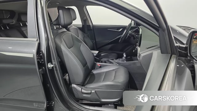 Kia Di Ol Nu Niro 2023 Серый из Кореи, фото 3