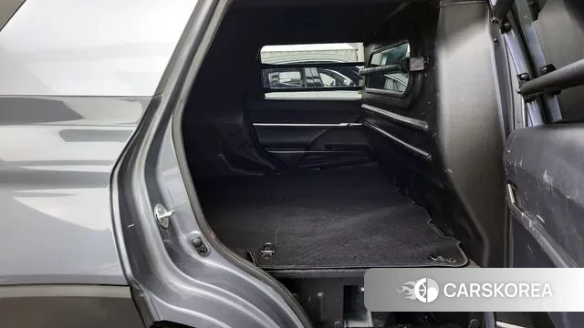 Ssangyong Torres 2024 Серый из Кореи, фото 3