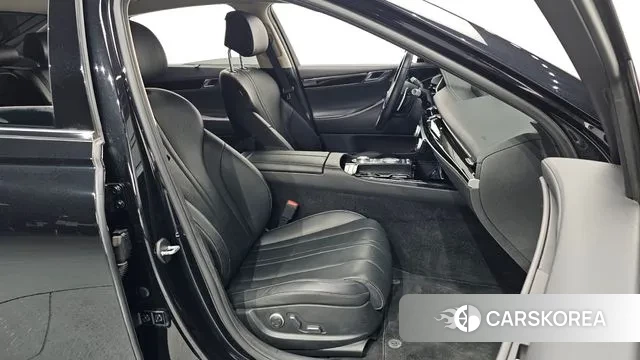 Genesis G80 (RG3) 2022 Черный из Кореи, фото 3