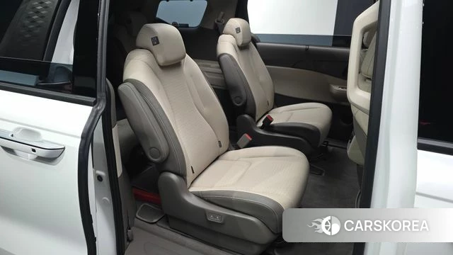 Kia The New Carnival 4th Generation 2025 Белый из Кореи, фото 3