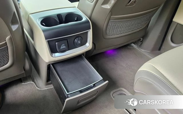 Kia The New Carnival 4th Generation 2024 Серебряный из Кореи, фото 3
