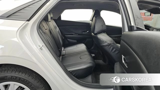Hyundai Avante (CN7) 2020 Серебряный из Кореи, фото 3